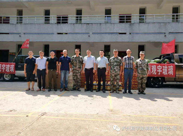 南宫体育玻璃看望慰问嘉明部队 共叙军民鱼水情