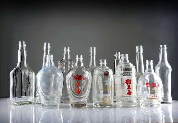南宫体育玻璃告诉您玻璃瓶如何抛光